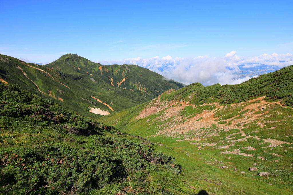 上ホロカメットク山～富良野岳