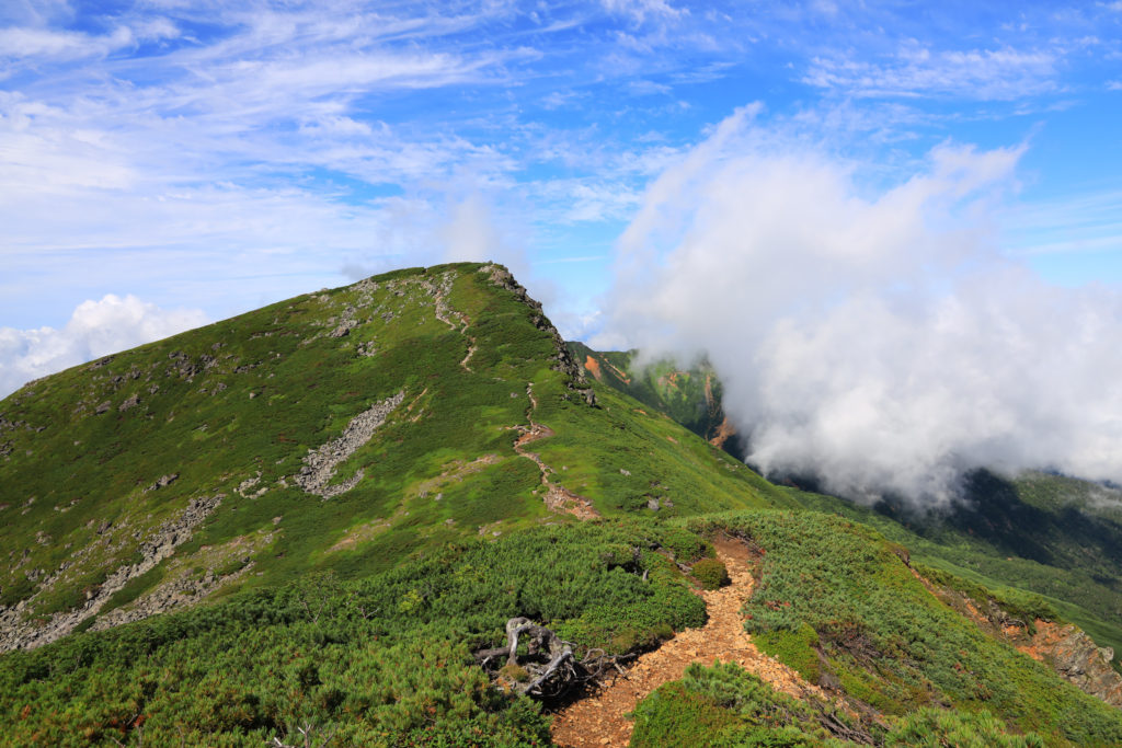 上ホロカメットク山～富良野岳